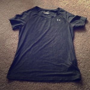Under Armour tee